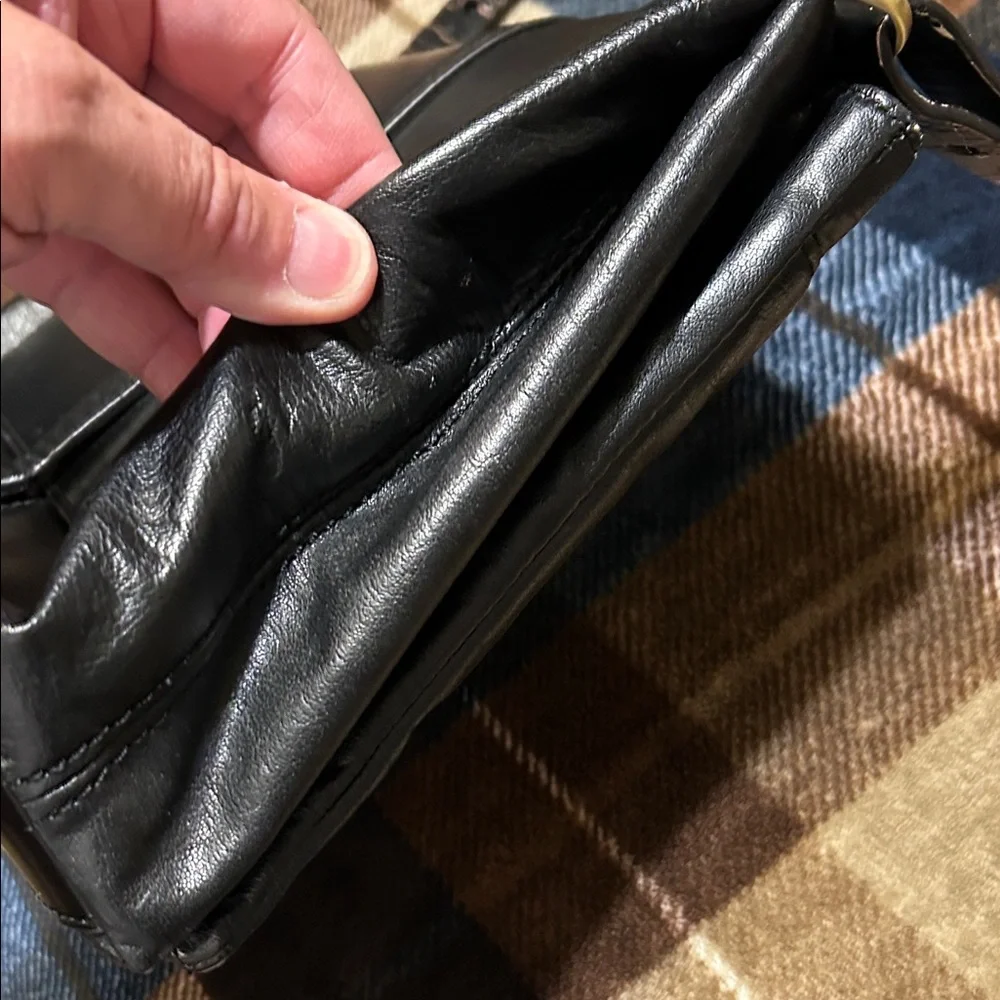 Kelsi Dagger Black Leather Shoulder Bag - Picture 12 of 12